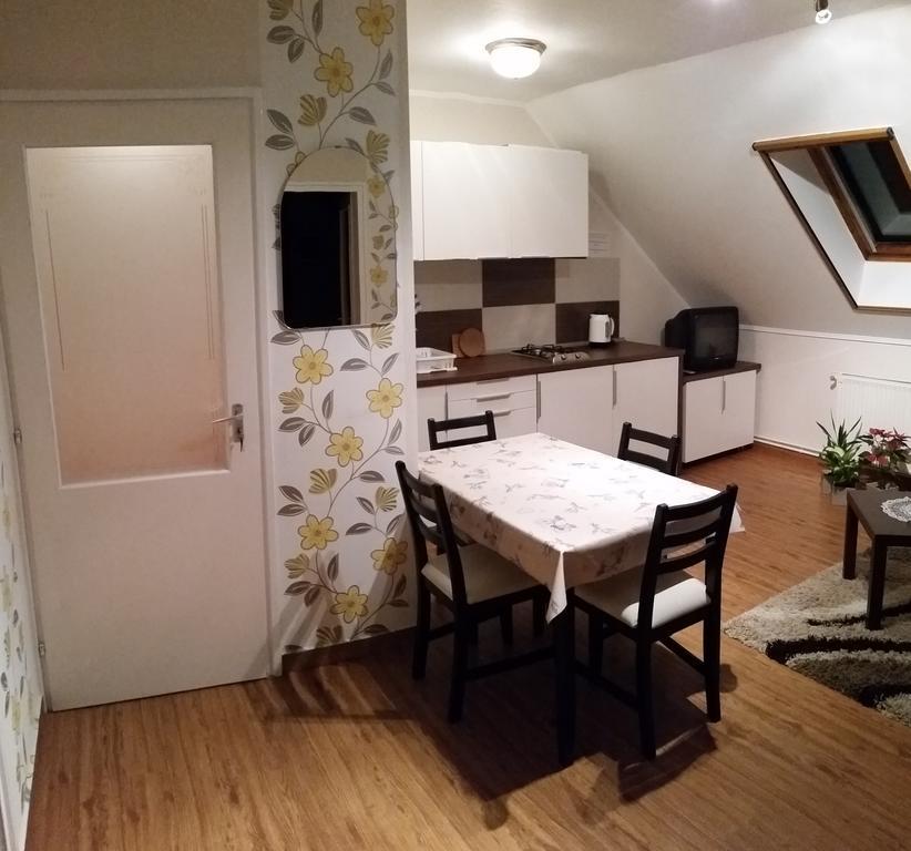 Fadora Apartman Tihany Szoba fotó